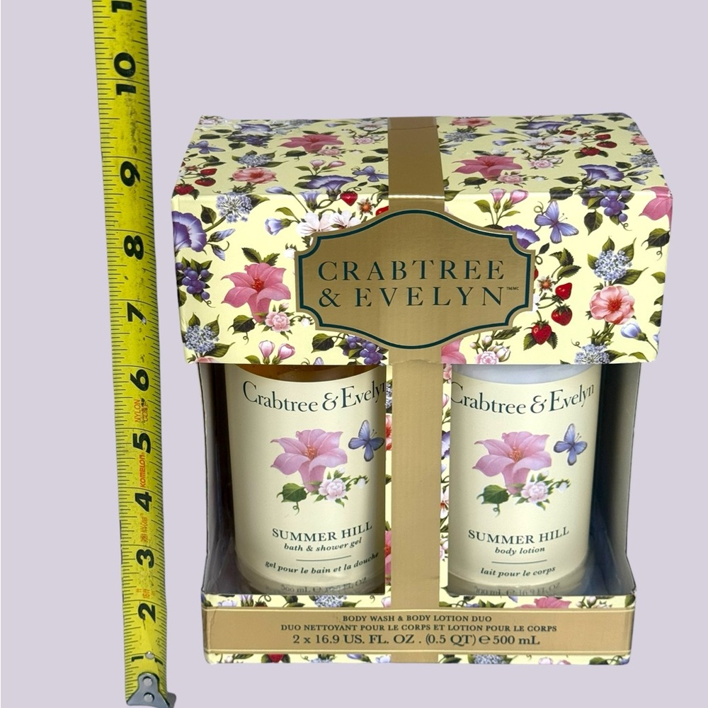 Crabtree & Evelyn Summer Hill Bath & Body Duo 16.9 each/ Gift Box - Picture 8 of 8